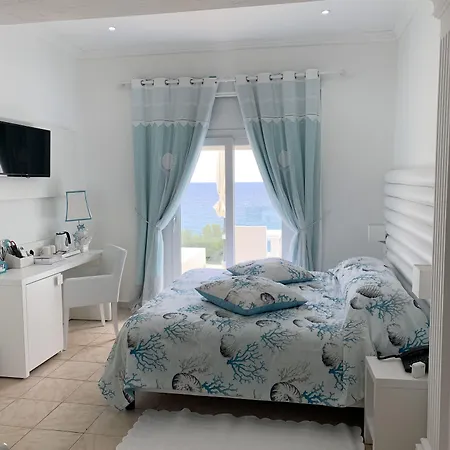 La Calanque 4* Кавалер-сюр-Мер