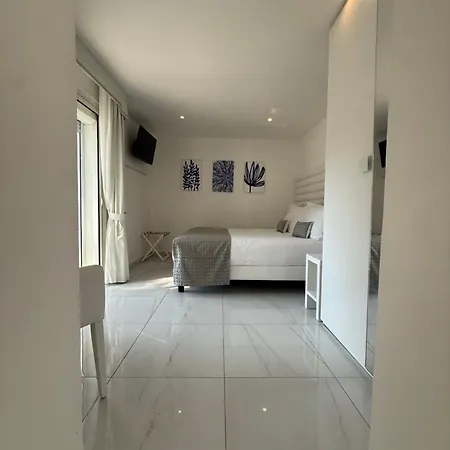 Hotel La Calanque 4*
