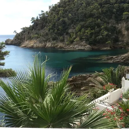 La Calanque Otel