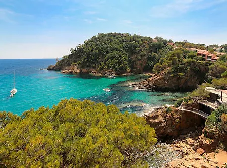 Otel La Calanque Cavalaire-sur-Mer